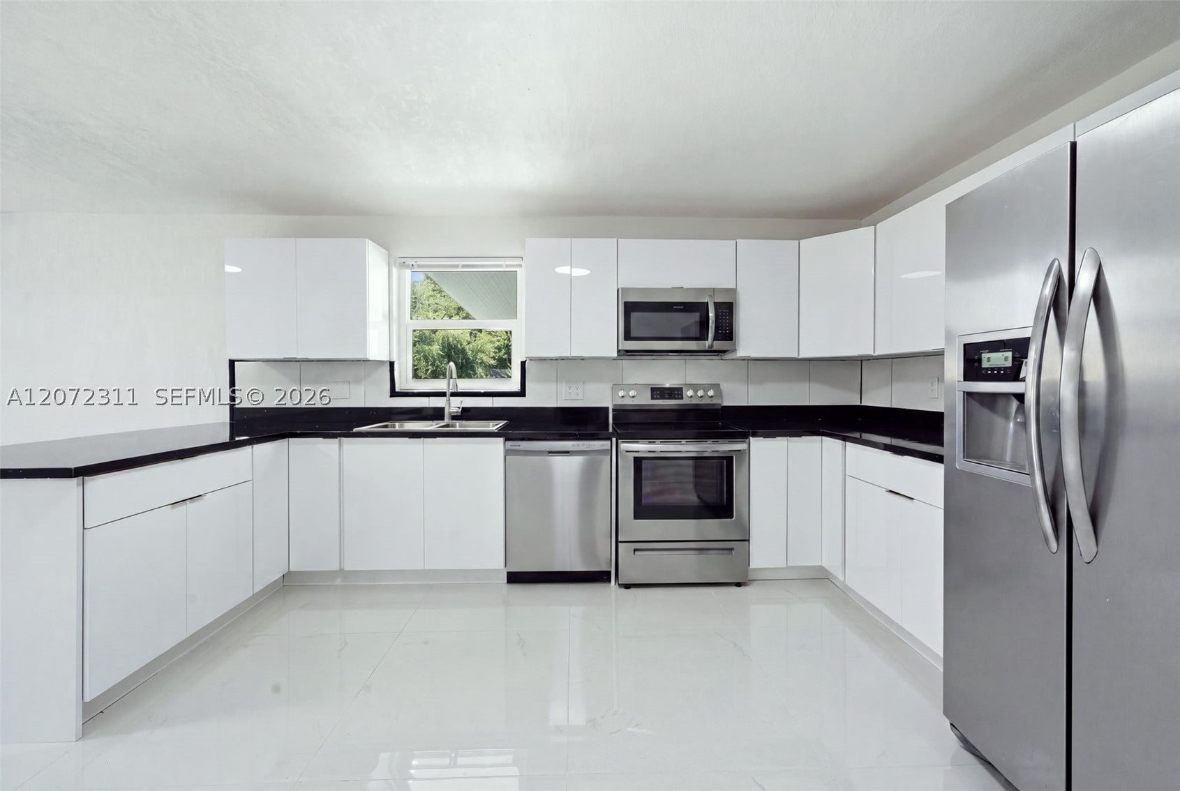 399 NW 98th St 399