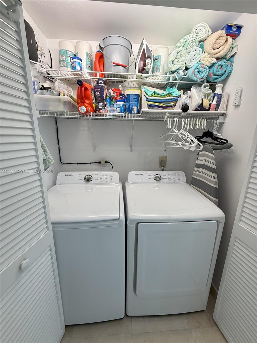 OCEANIA IV CONDO - Residential Lease