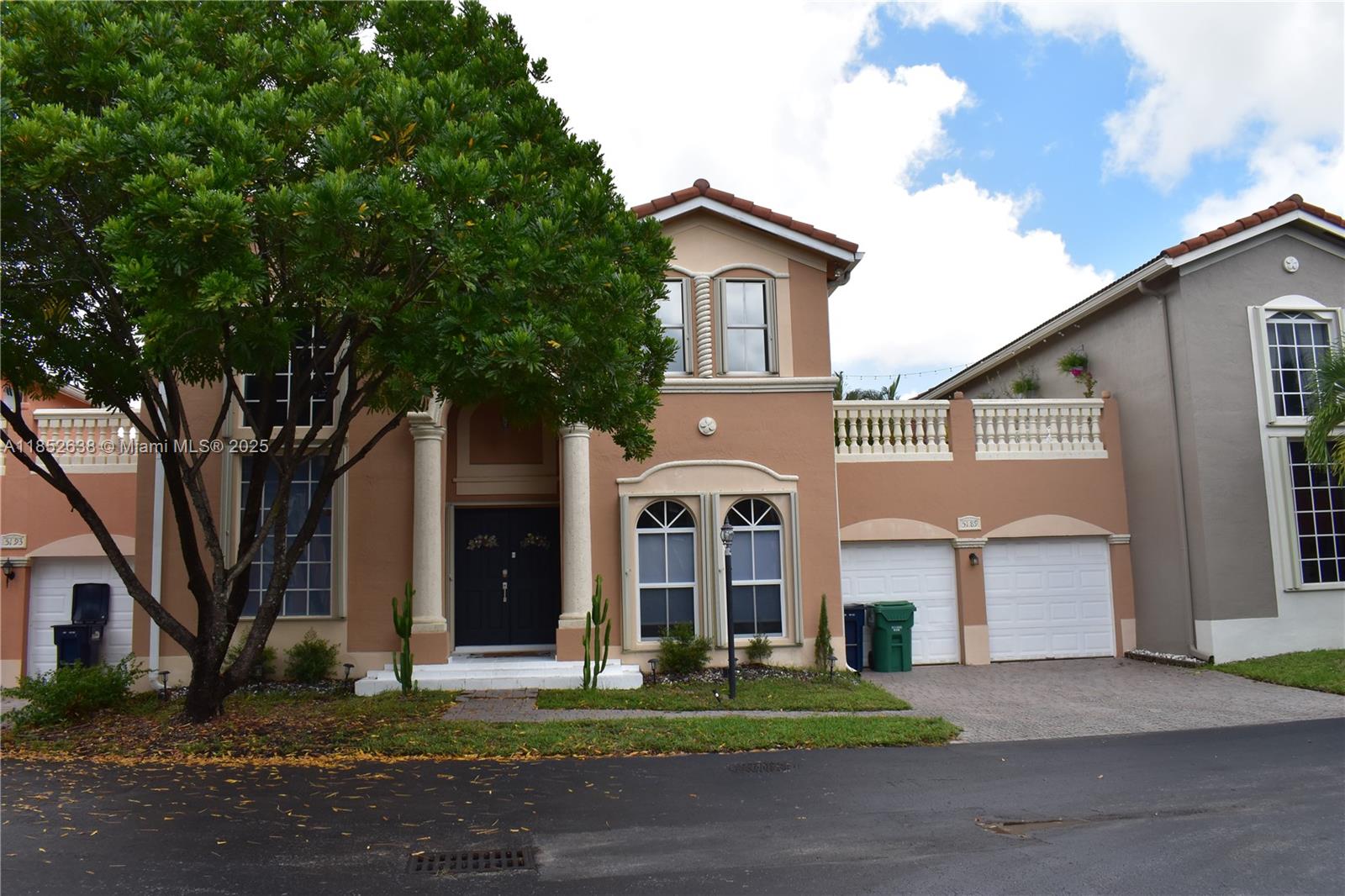 Mediterranean style home in highly desired gated community of Piazza Vecchia. High ceilings the property has 3 bedrooms, plus DEN, 3 1/2 baths, huge master bedroom with walking closet and beautiful bathroom, open kitchen with stainless steal appliances and granite countertop, wonderful patio, sun deck, terrace on the second floor. Excellent location close to the major highways, Dolphin Mall and International Mall with in minutes, great schools, quick access to the Turnpike for International Airport .