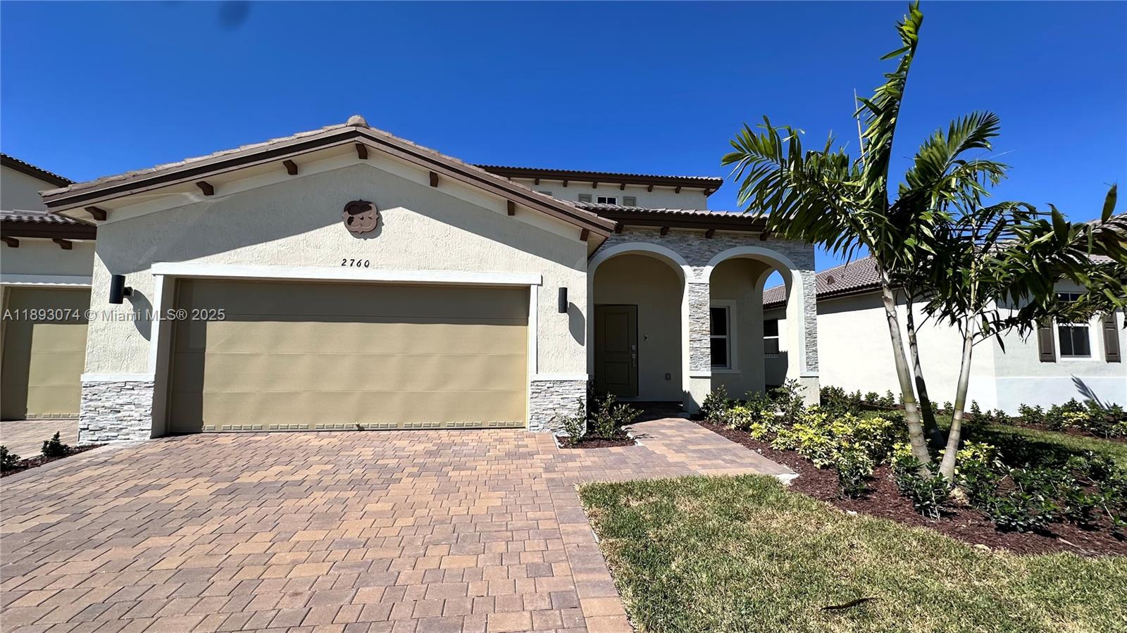 KEYS GATE SUBDIV - Residential Lease
