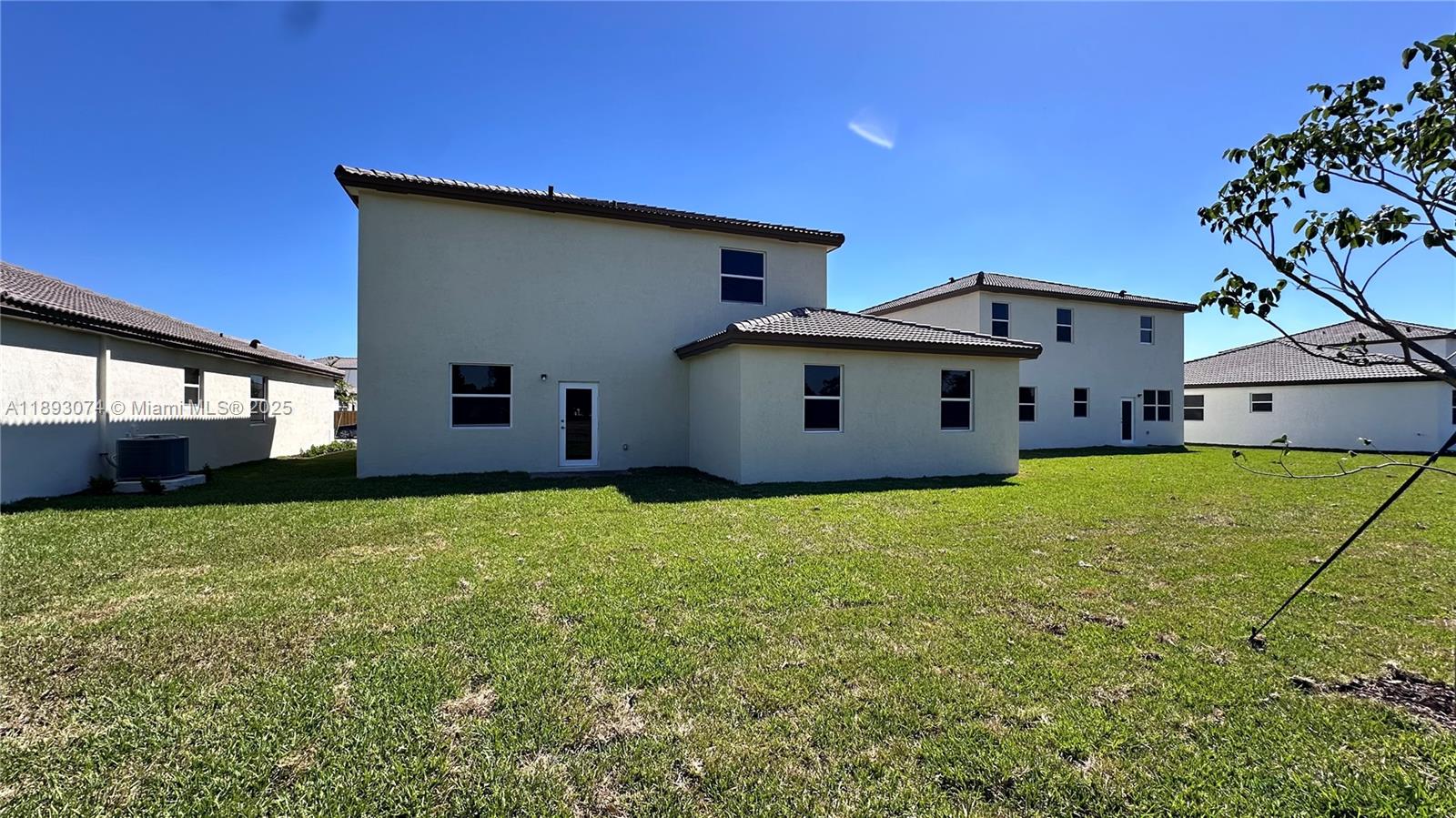 KEYS GATE SUBDIV - Residential Lease