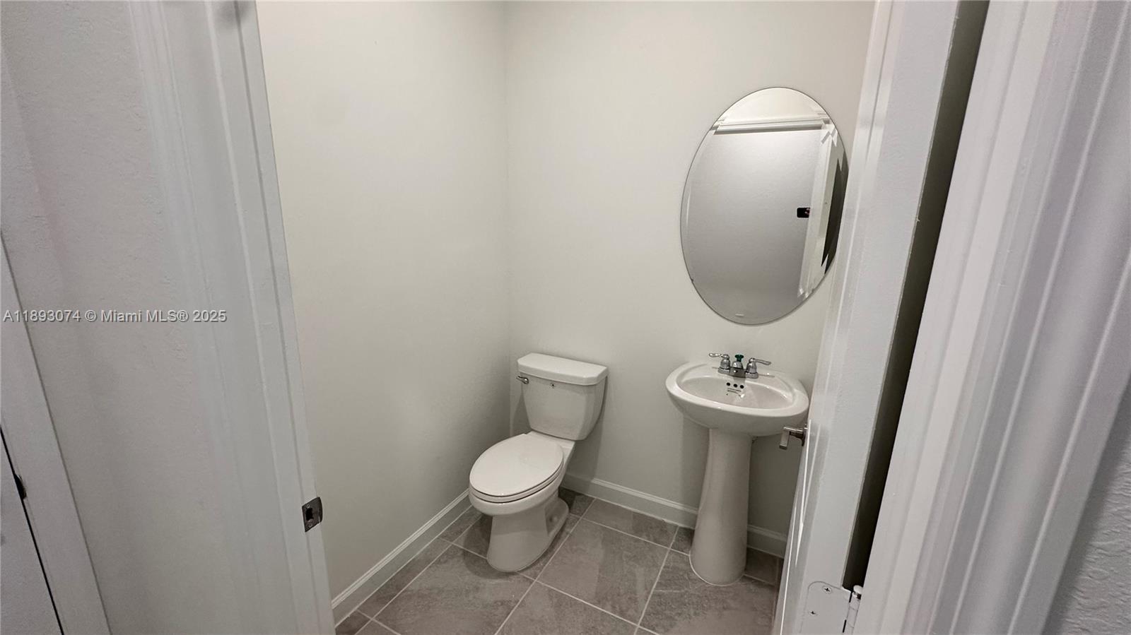KEYS GATE SUBDIV - Residential Lease