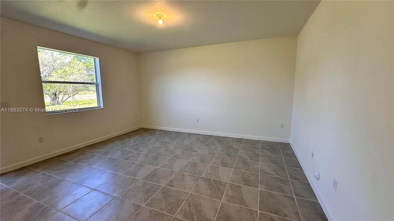 KEYS GATE SUBDIV - Residential Lease