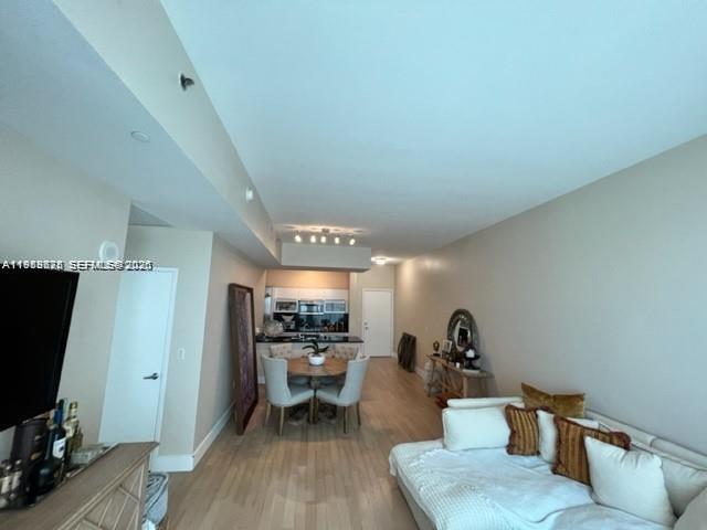 THE PLAZA 851 BRICKELL CO - Residential