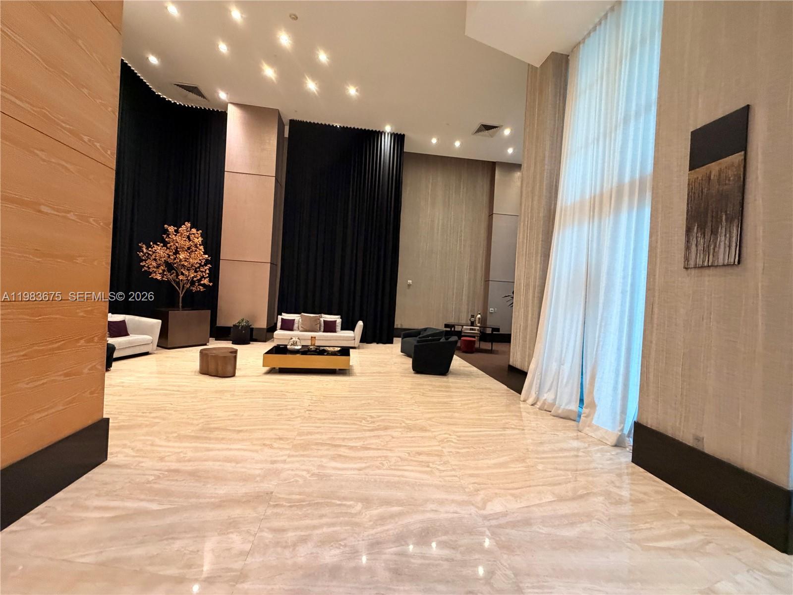 THE PLAZA 851 BRICKELL CO - Residential