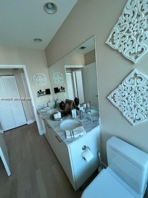 THE PLAZA 851 BRICKELL CO - Residential