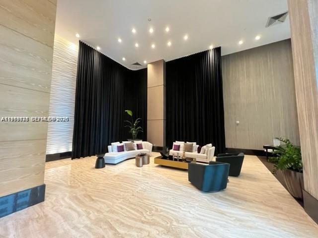 THE PLAZA 851 BRICKELL CO - Residential