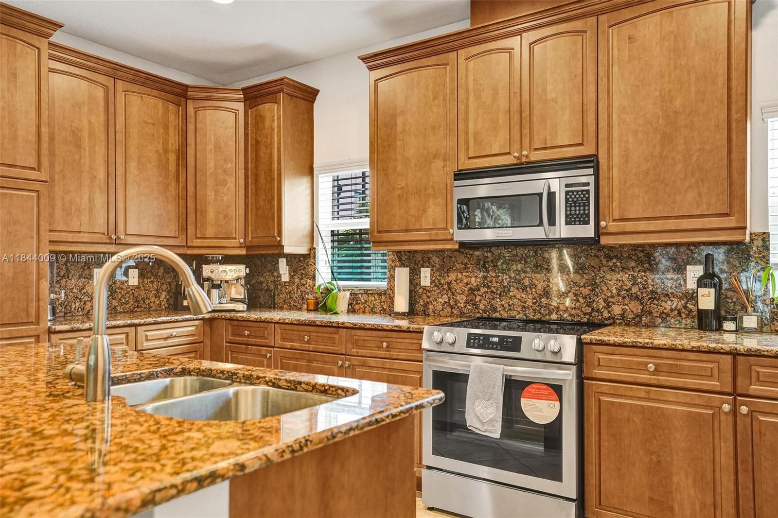 Spacious 3-Bed, 3.5-Bath Townhome in Fort Lauderdale – Now $725,000!
Live minutes from Las Olas, beaches, marinas, and downtown in this 2,500+ sq. ft. tri-level townhome in Croissant Park. Features include an open-concept main floor with granite counters, stainless steel appliances, impact windows, and en-suite bedrooms with walk-in closets. The primary suite offers a private balcony. Enjoy a fenced yard, covered patio, 2-car garage, and low HOA. Built in 2008, pet-friendly, and fee-simple. Easy access to I-95, airport, and Broward Health.
Price reduced $50K – unbeatable value in a prime location!
