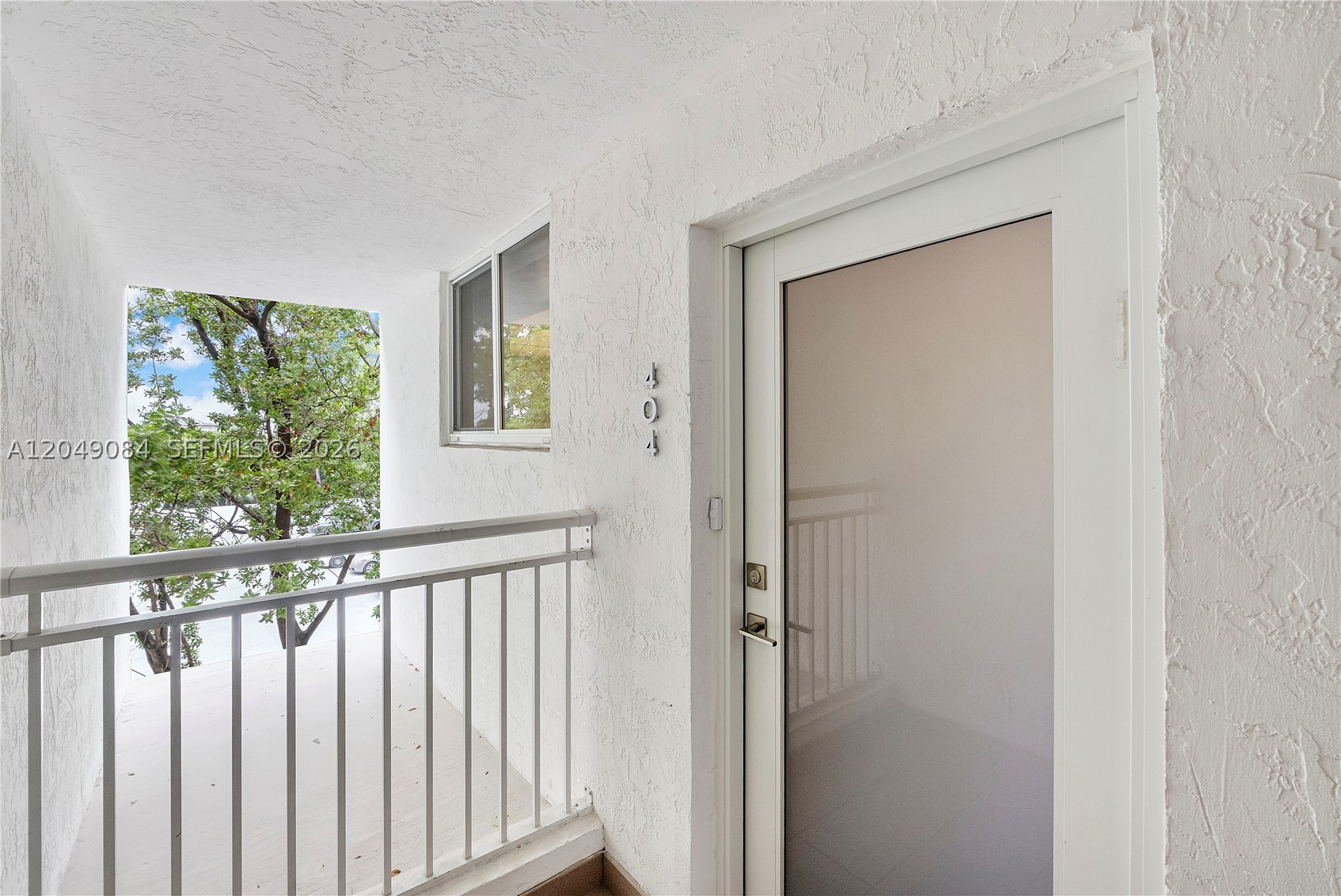 1666 West Ave 404