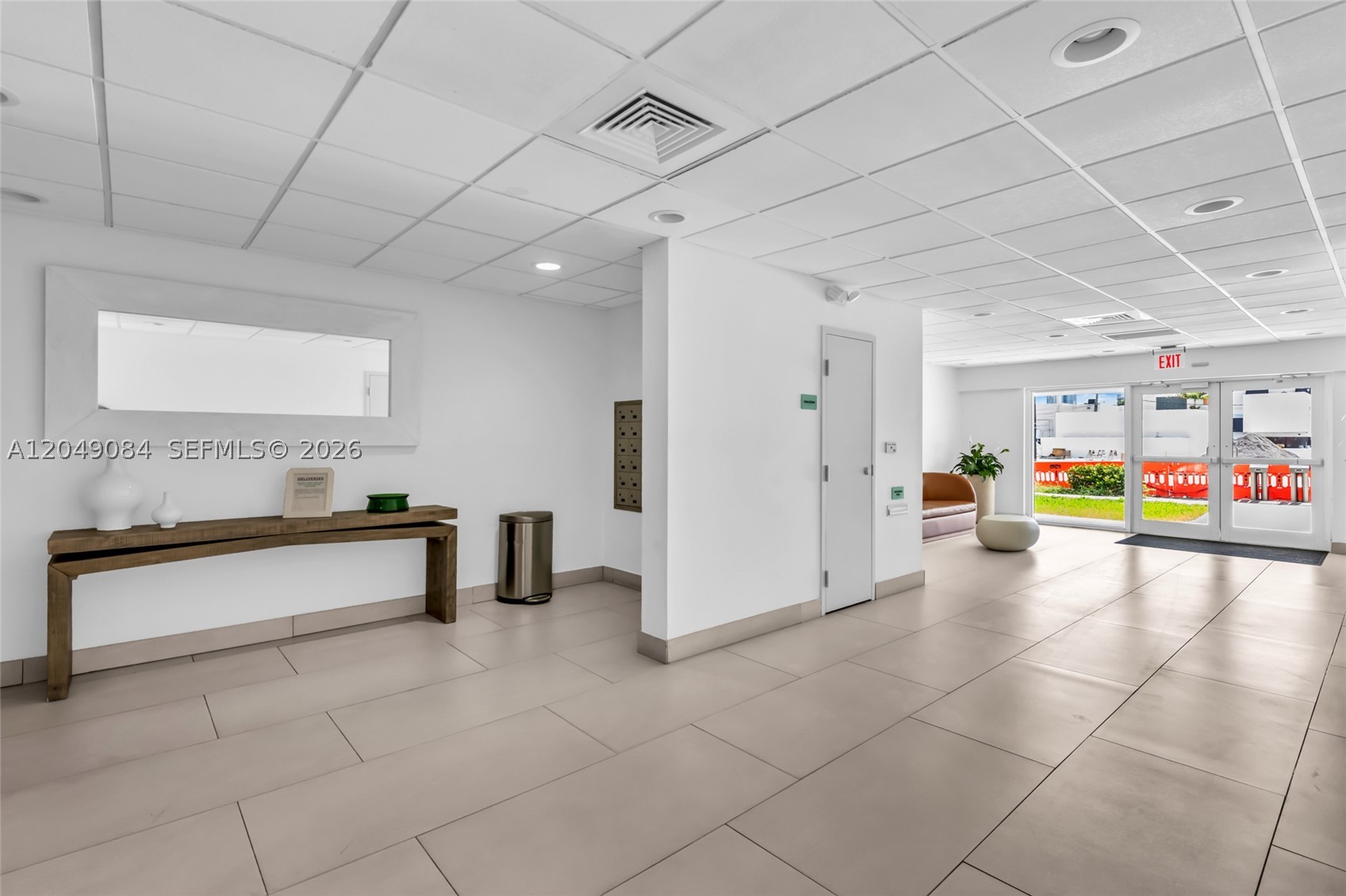 1666 West Ave 404