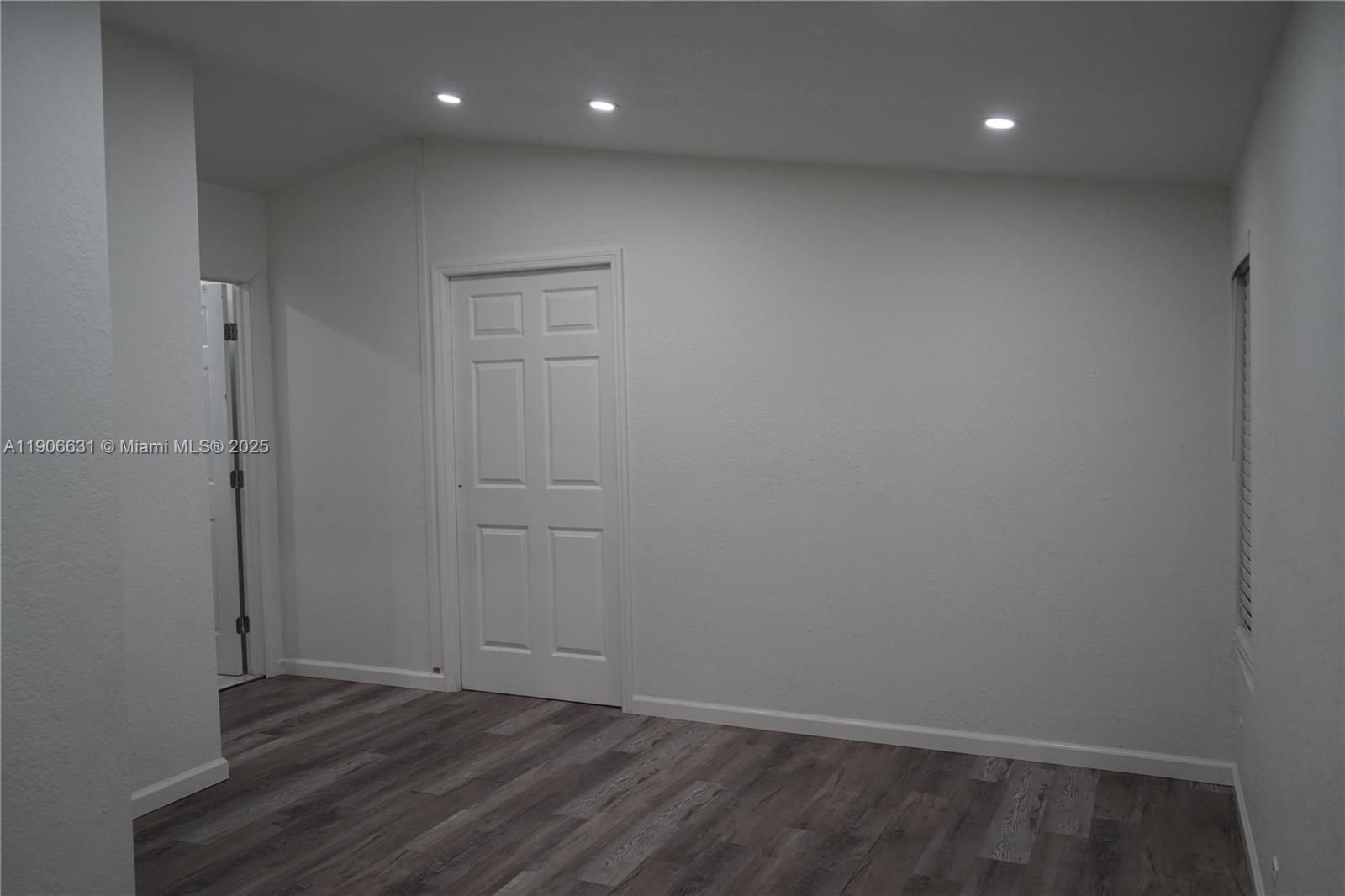 ZZZ|UNPLATTED - Residential