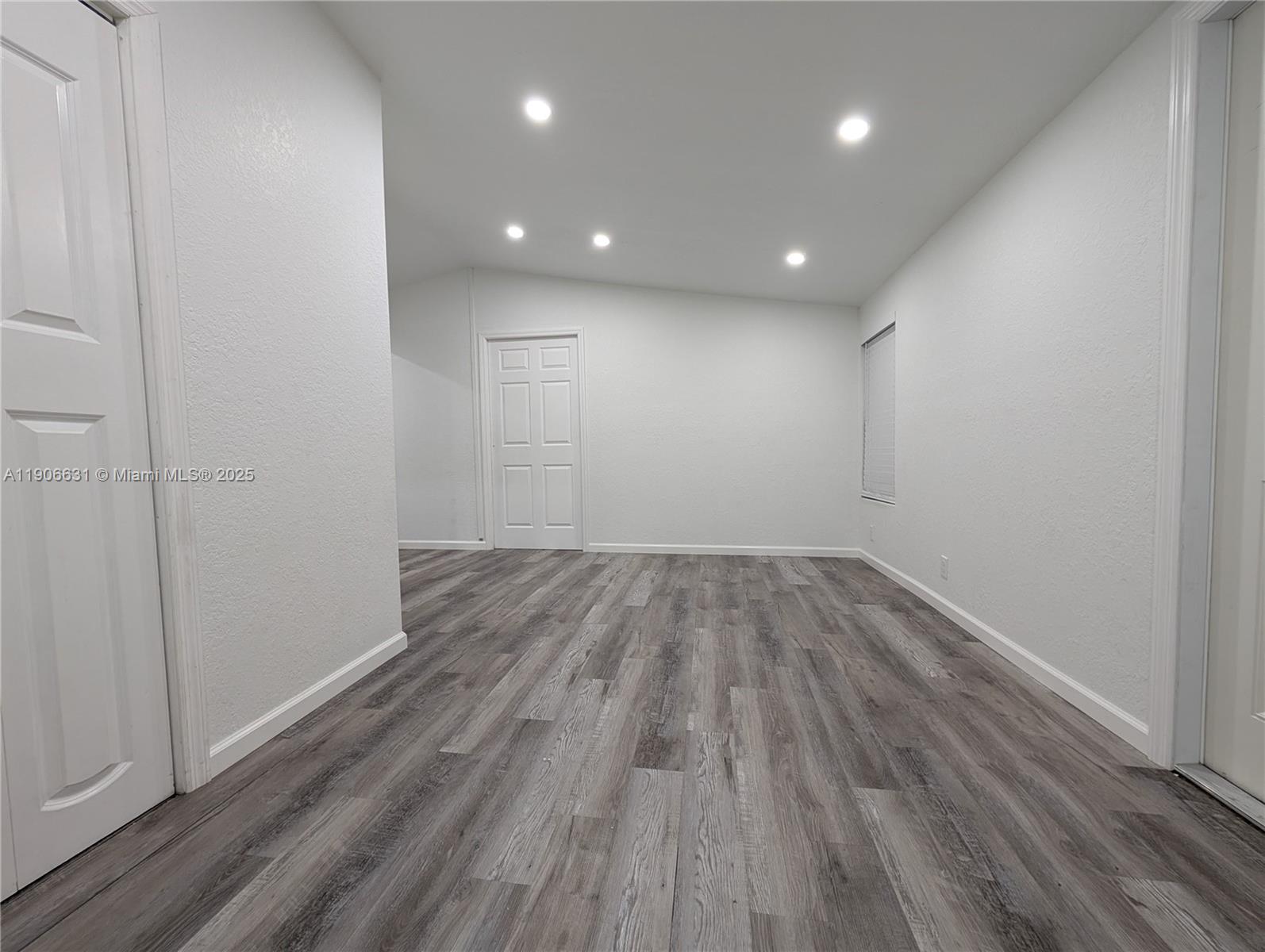 ZZZ|UNPLATTED - Residential