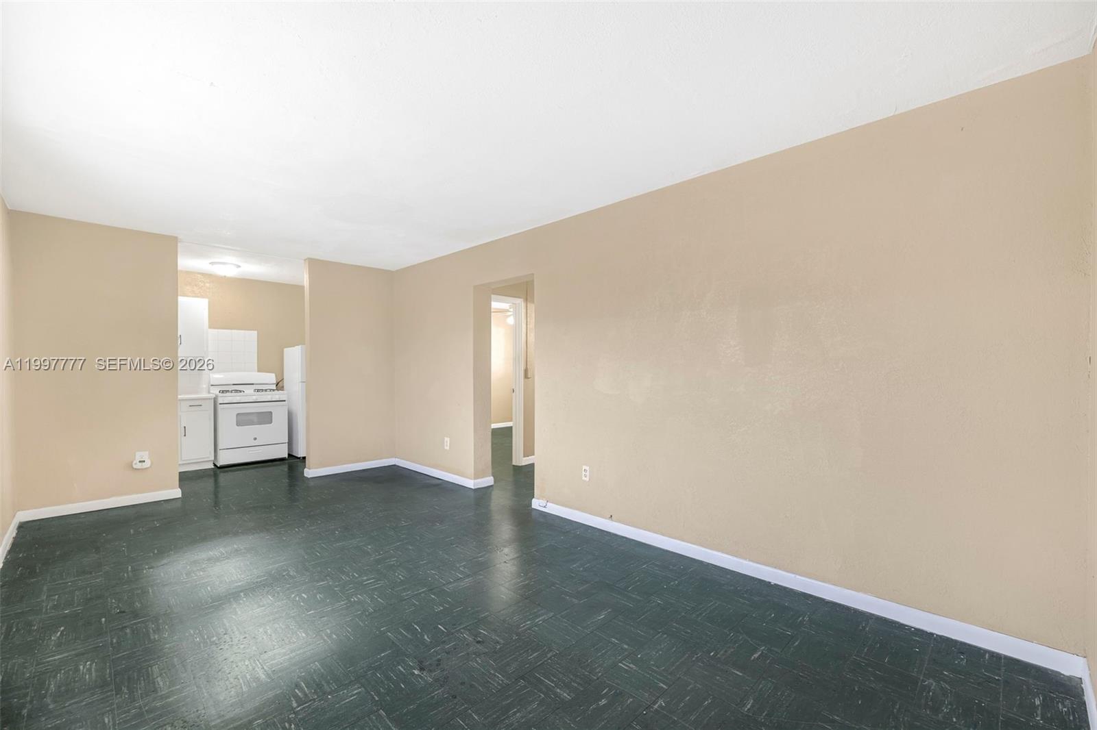 IDLEWILD PARK - Residential Lease