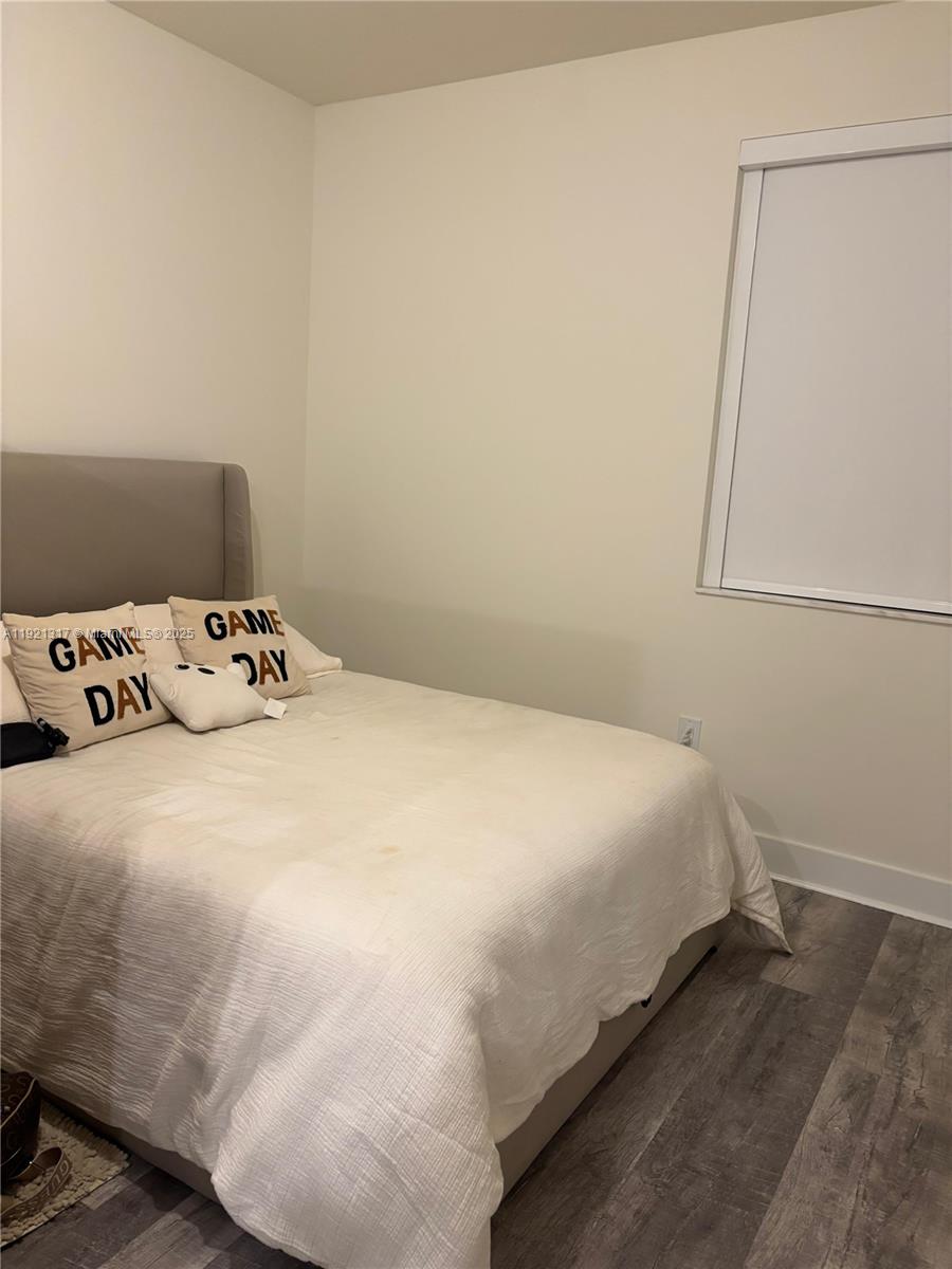 LANDMARK AT DORAL - Residential Lease