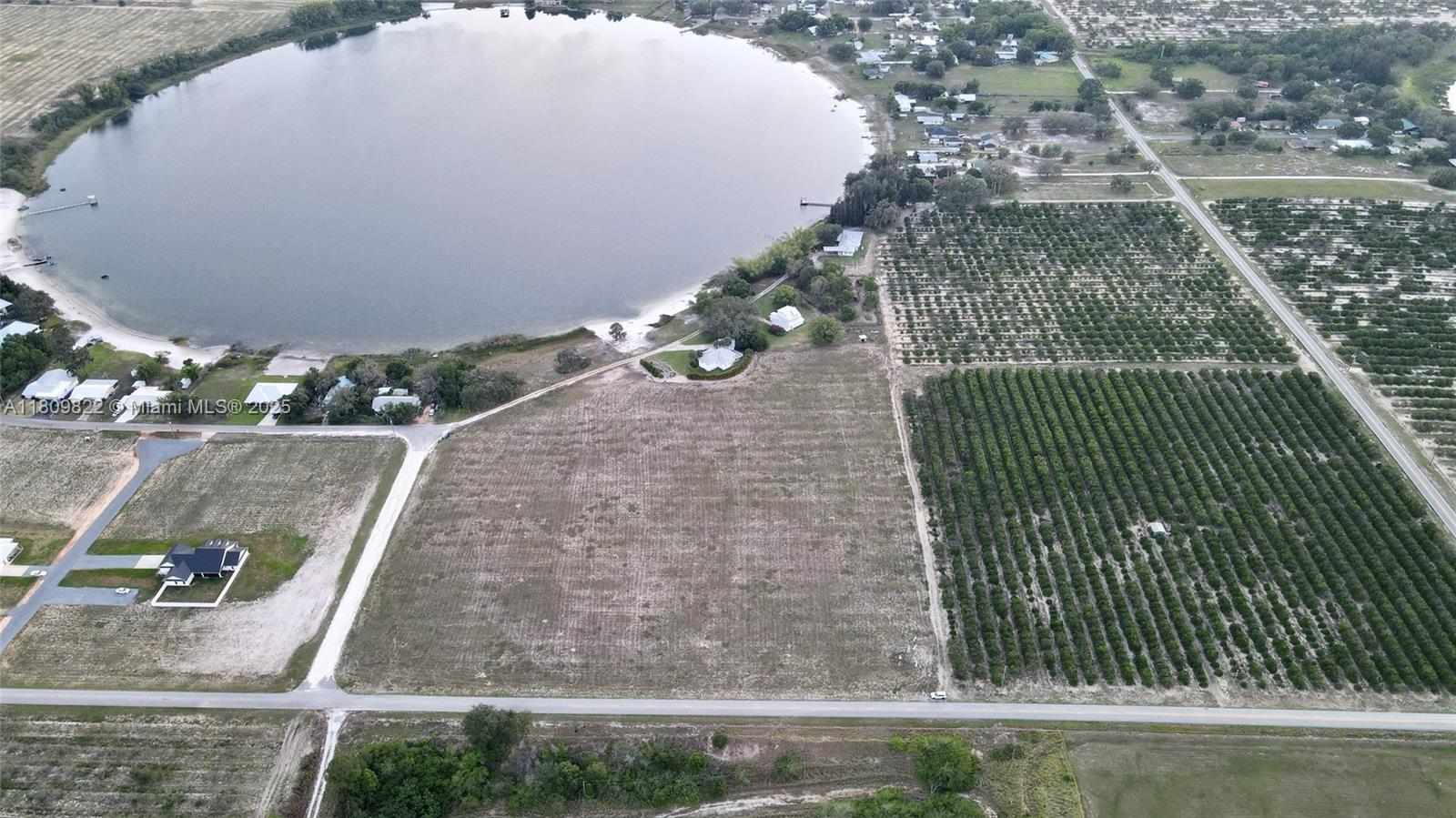Lake Viola: A Rare Waterfront Gem You Can’t Miss! Looking for something truly unique, ready to build, and packed with long-term value?This property is exactly what you’ve been searching for.10 lakefront acres on the crystal-clear, spring-fed waters of Lake .Agricultural zoning = low taxes + high flexibility
? Building a luxury home or private retreat
? Investing in versatile land with development or division potential
? Enjoying fishing, boating, and incredible sunset views
Prime location: Just 1.5 miles from downtown Avon Park and US Hwy 27
Build-ready: Cleared land with access to city water and a 1,100-foot deep agricultural irrigation well
Private white-sand beach shaded by 5 grand oak trees
Option to divide into two 5-acre parcels