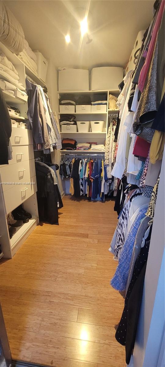 WEST LAKE VILLAGE PLAT - Residential Lease