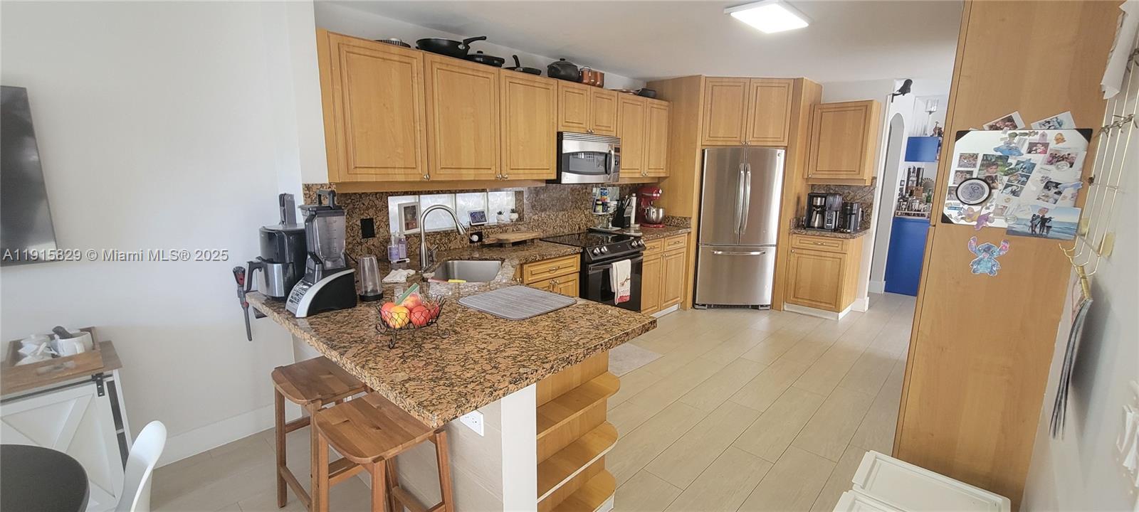 WEST LAKE VILLAGE PLAT - Residential Lease