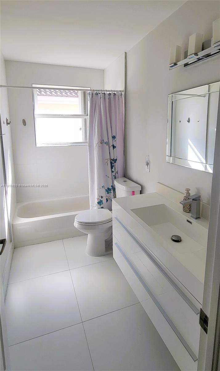 WEST LAKE VILLAGE PLAT - Residential Lease