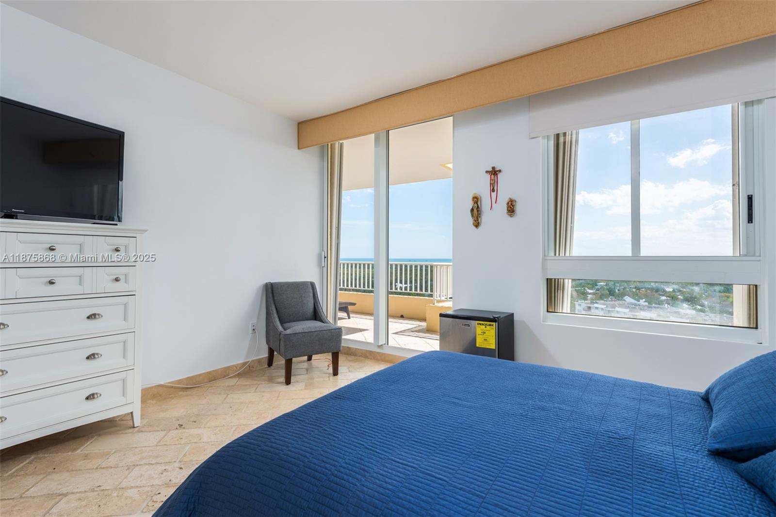 CLUB TOWER ONE CONDO - Residential