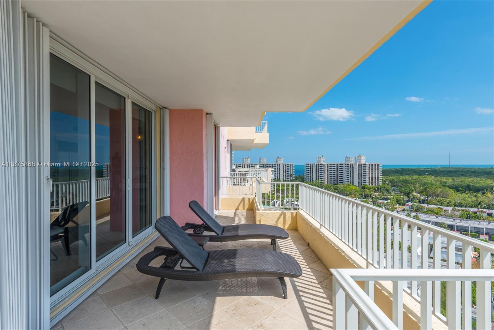 CLUB TOWER ONE CONDO - Residential