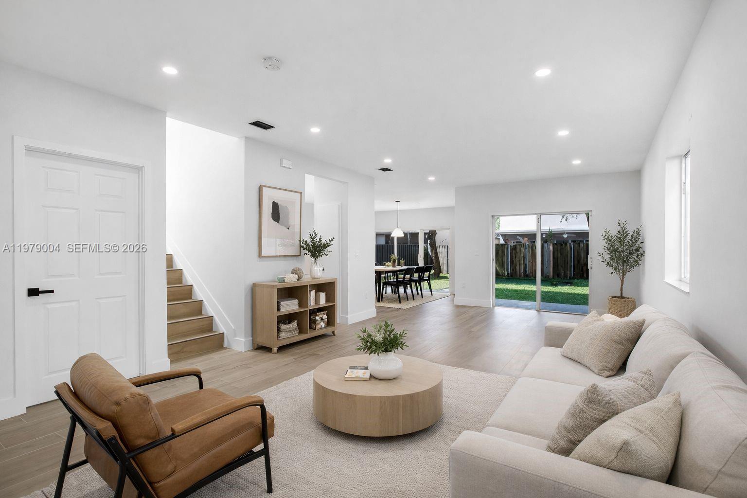 EMILIOS PLACE AT OASIS - Residential Lease