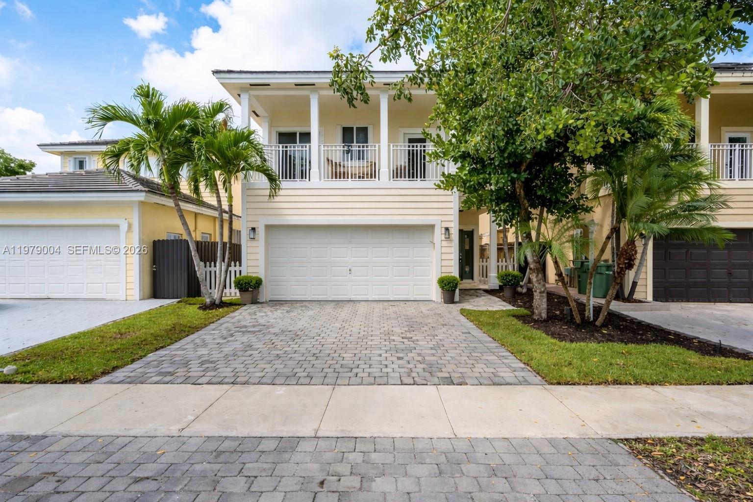 EMILIOS PLACE AT OASIS - Residential Lease