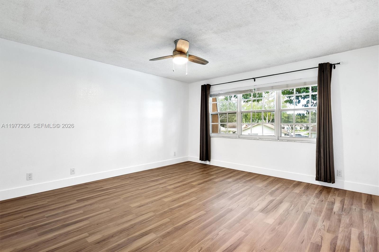 ISLA MERITA CONDOMINIUM I - Residential