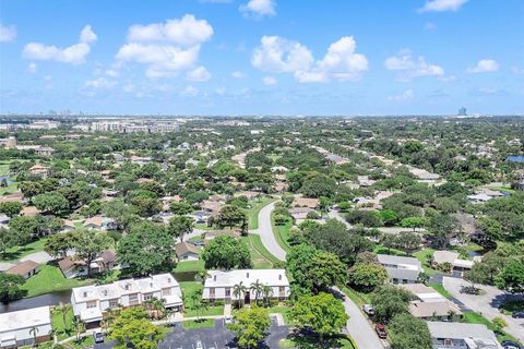 Tiny photo for 3660 Citrus Trce #4, Davie, FL 33328 (MLS # A11977265)