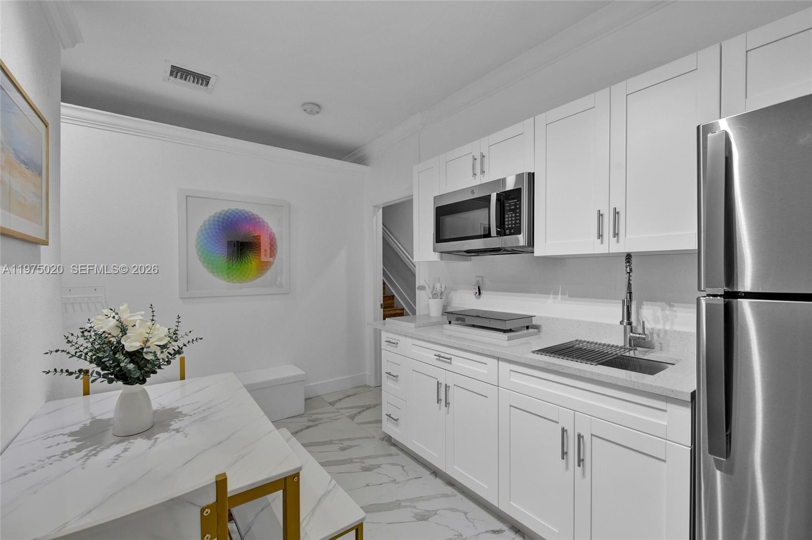 MANDARIN LAKES - Residential