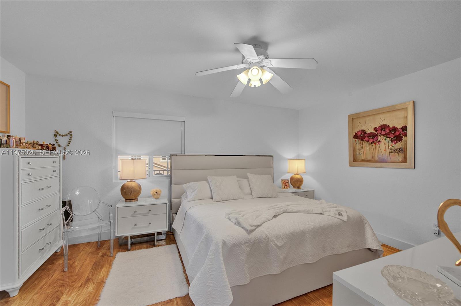 MANDARIN LAKES - Residential