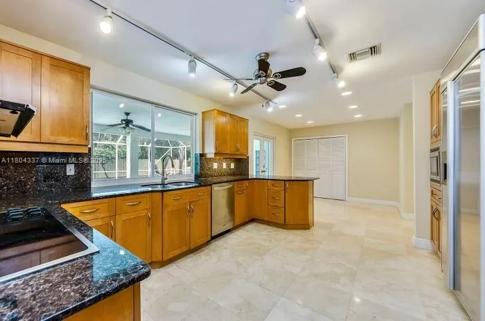 Pinecrest, Florida 33156, United States, 4 Bedrooms Bedrooms, ,2 BathroomsBathrooms,Residential,Active,132030