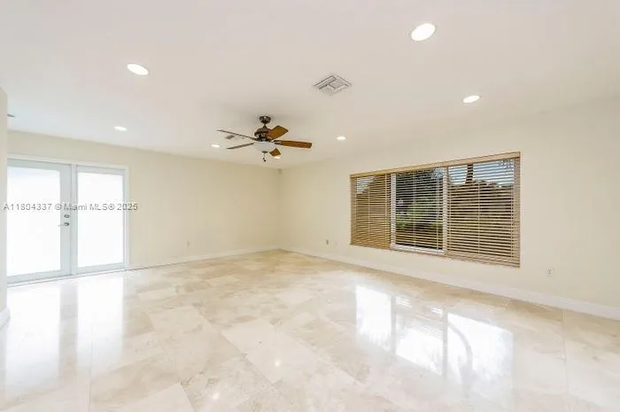 Pinecrest, Florida 33156, United States, 4 Bedrooms Bedrooms, ,2 BathroomsBathrooms,Residential,Active,132030