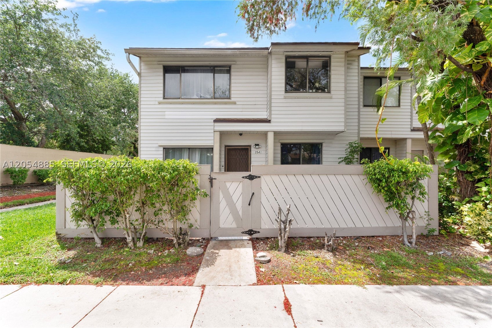 3541 NW 99th Ter