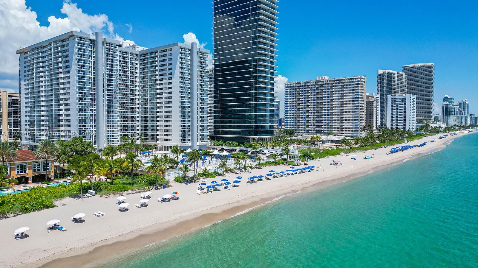 PARKER PLAZA ESTATES COND - Residential