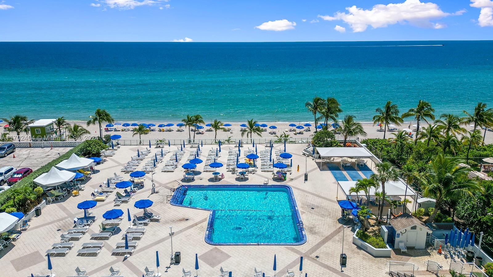 PARKER PLAZA ESTATES COND - Residential