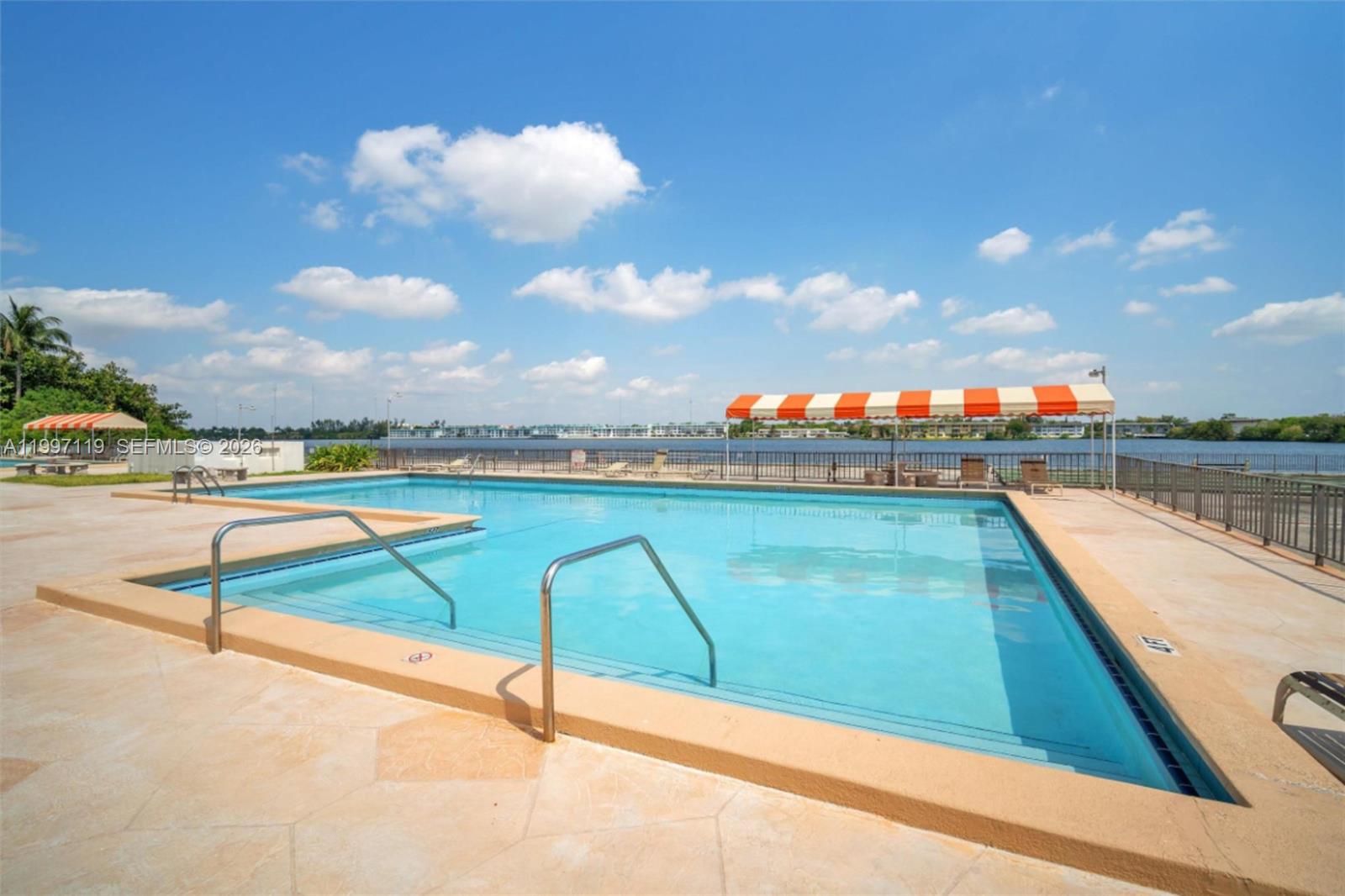 BUCKLEY TOWERS CONDO - EA - Residential