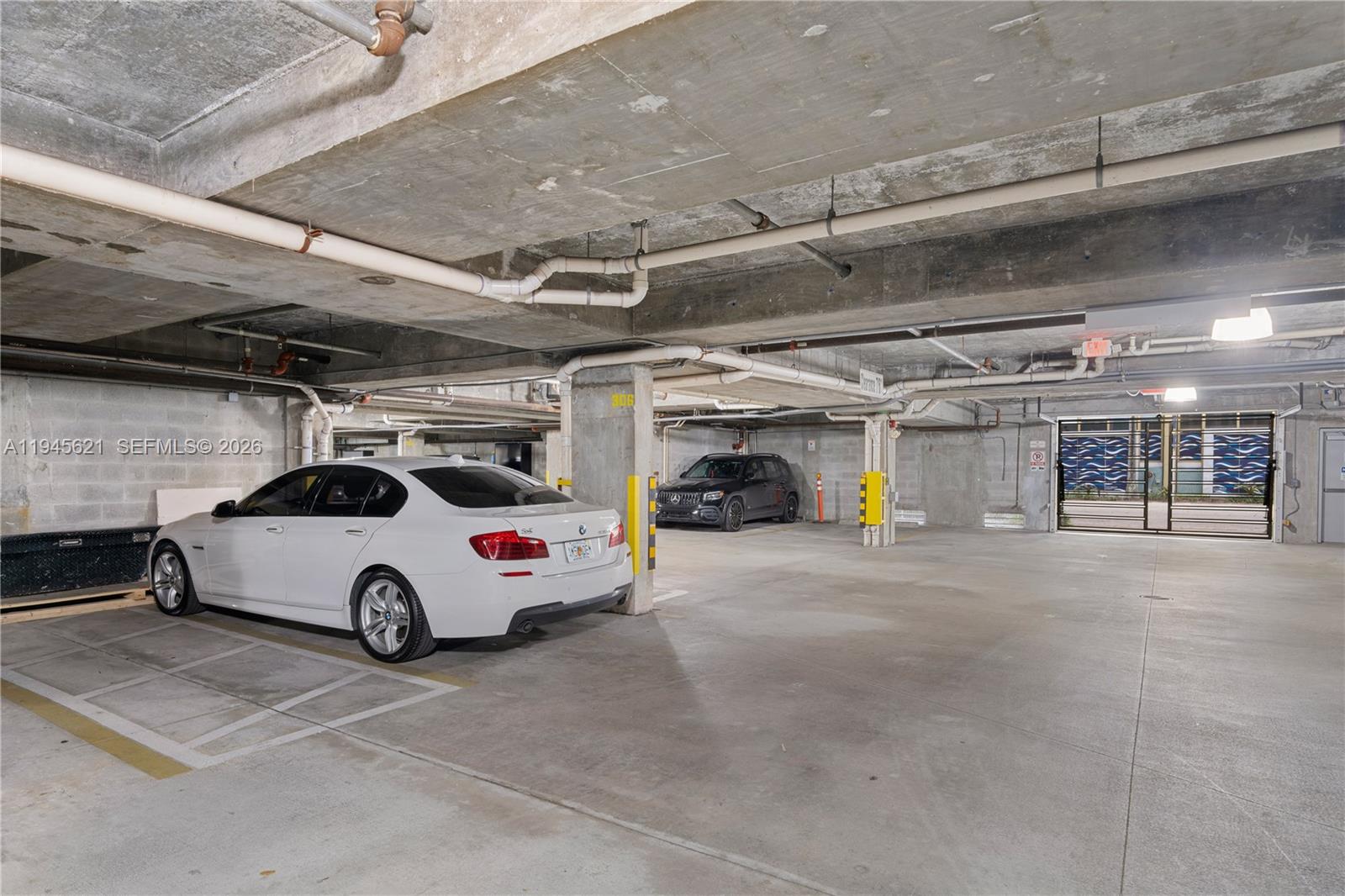 THE MONTCLAIR CONDO - Residential