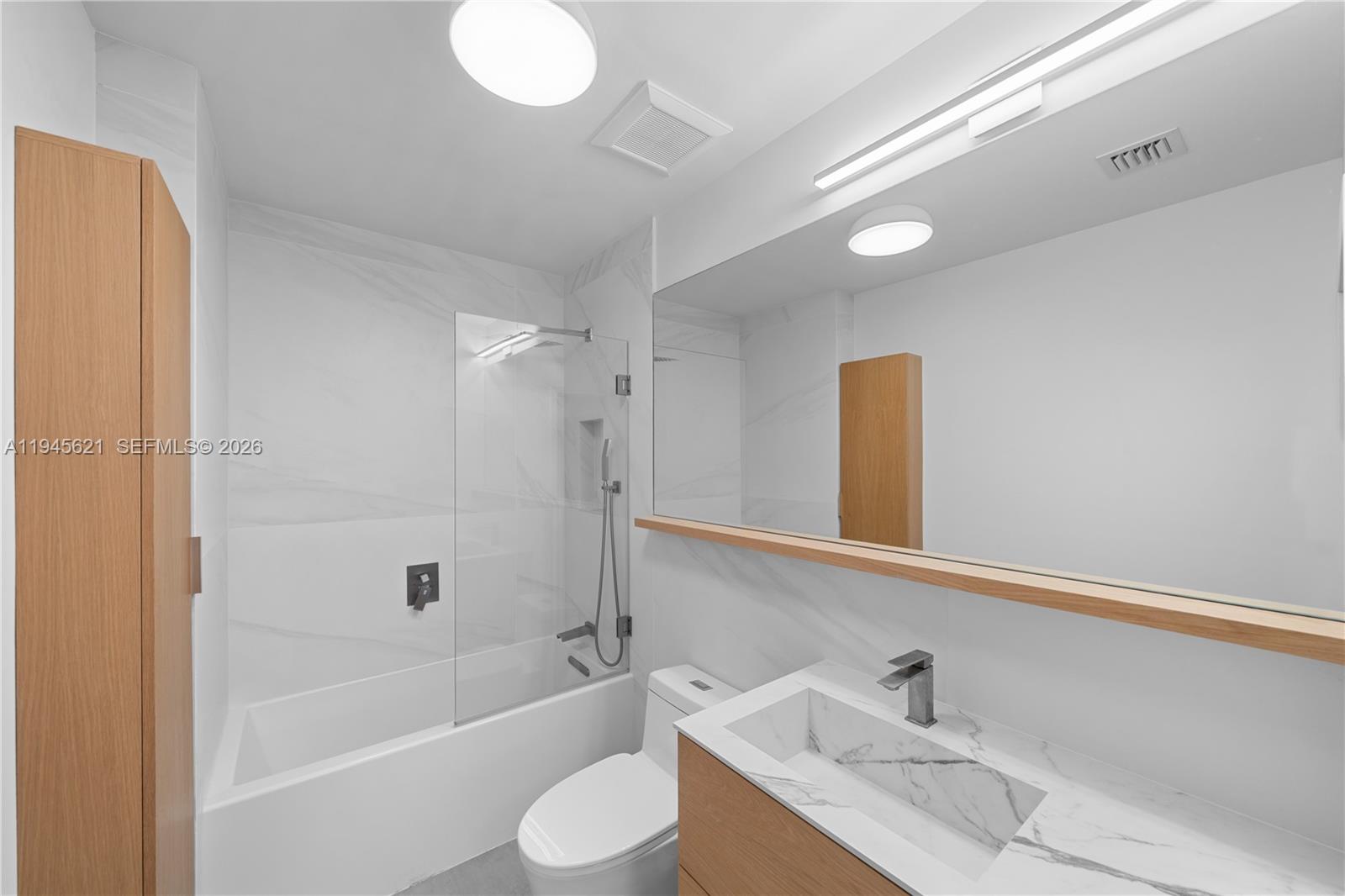 THE MONTCLAIR CONDO - Residential