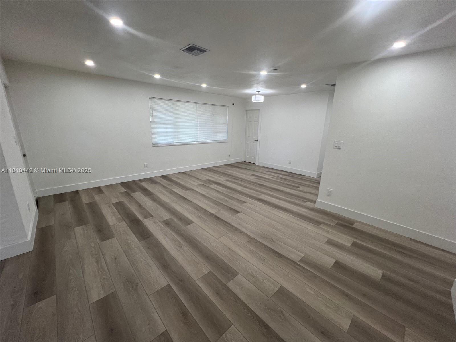WASHINGTON PARK HALLANDAL - Residential