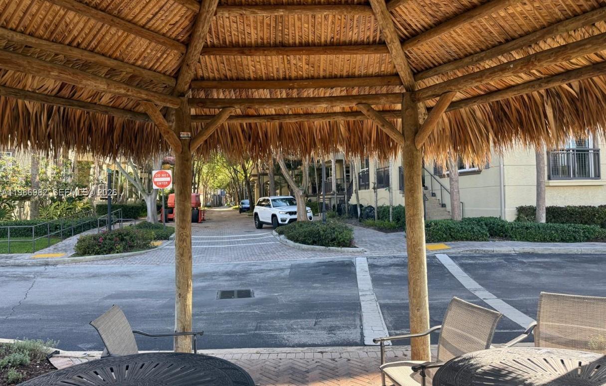 WILTON STATION RES CONDO - Residential