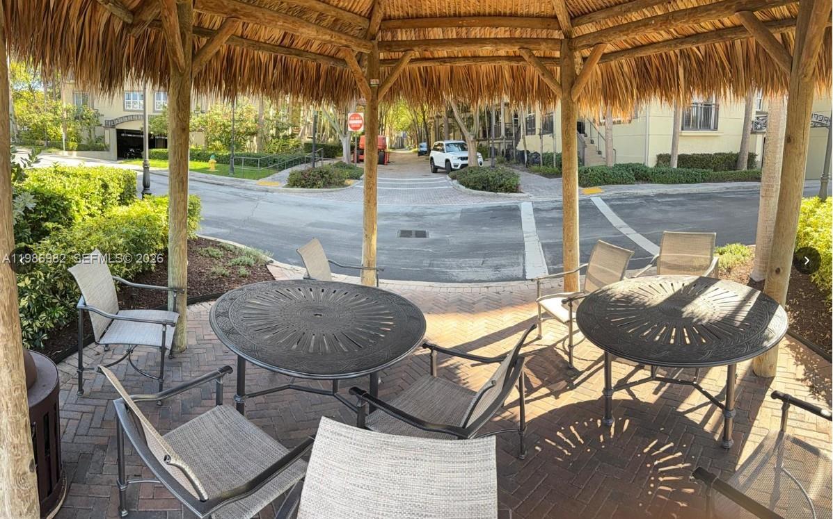 WILTON STATION RES CONDO - Residential