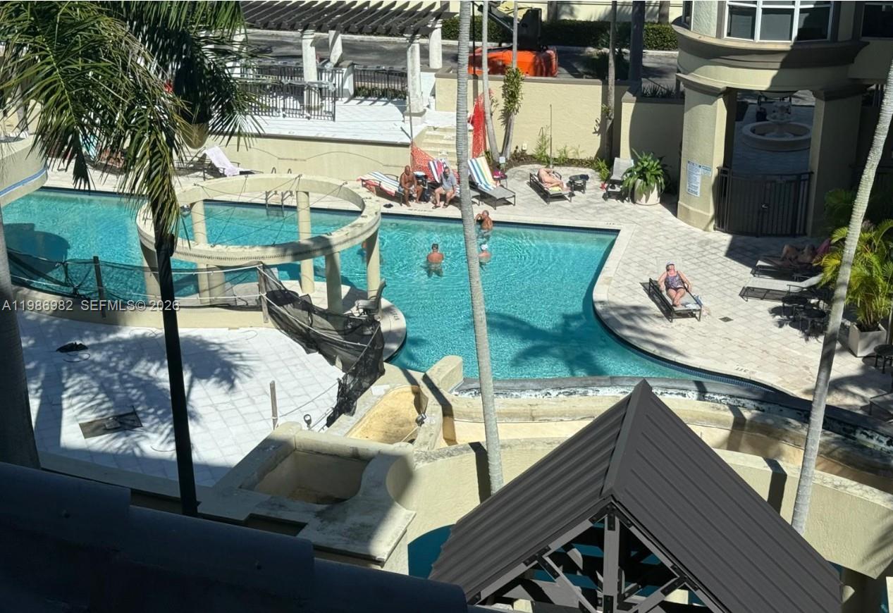 WILTON STATION RES CONDO - Residential