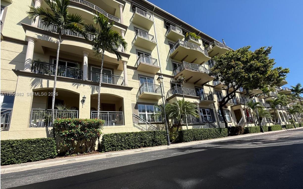 WILTON STATION RES CONDO - Residential