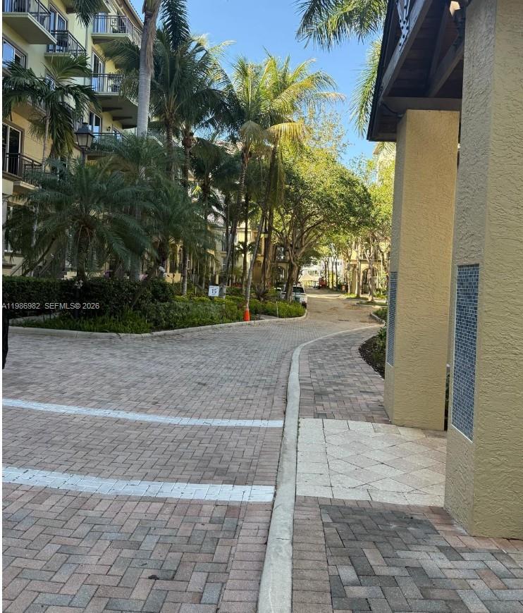 WILTON STATION RES CONDO - Residential