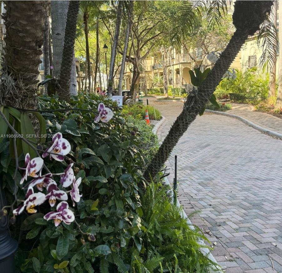 WILTON STATION RES CONDO - Residential