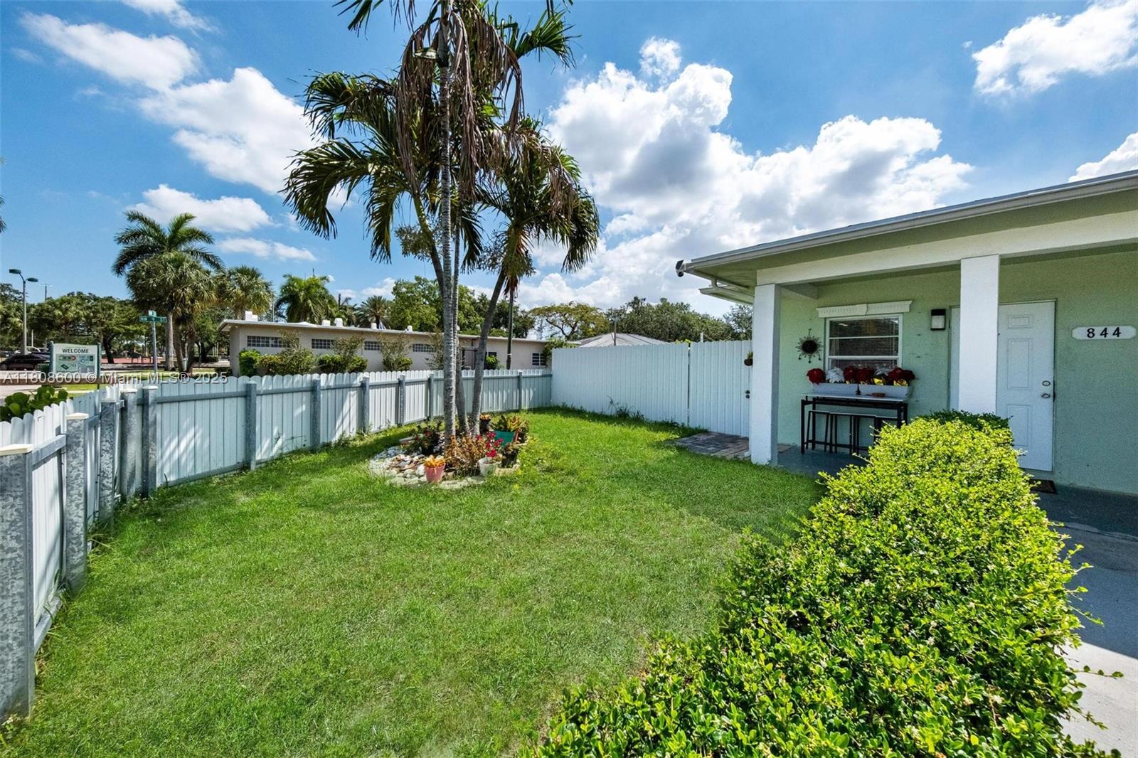 View photos, virtual tours, details... 844 NW 15th Ave