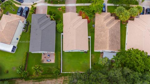 Single Family Residence in Miramar FL 12421 45th Dr Dr 45.jpg