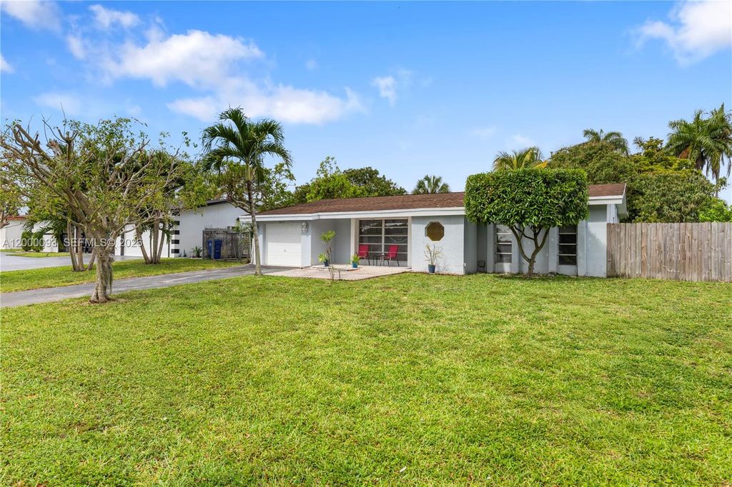 Photo of 3012 Canal Road, Miramar, FL 33025 (MLS # A12000093)