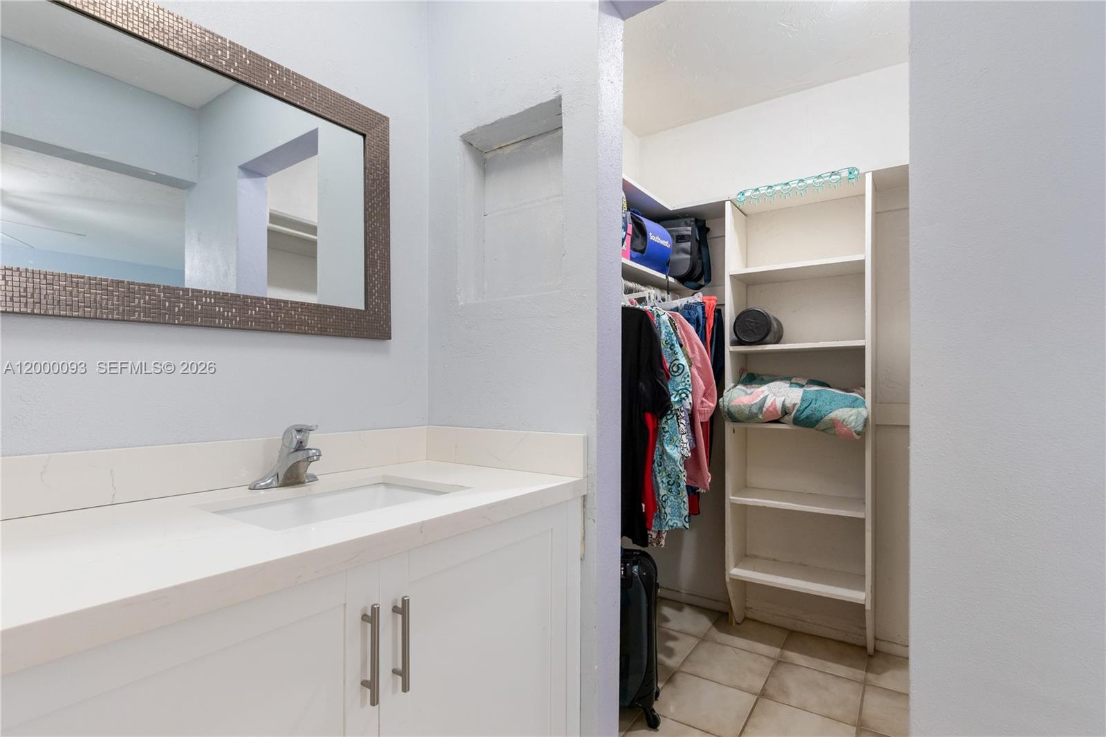 KNOLLS 2 SEC - Residential