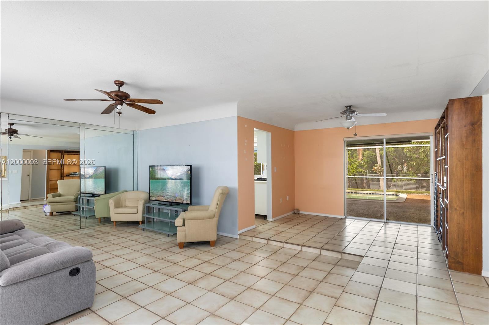 KNOLLS 2 SEC - Residential